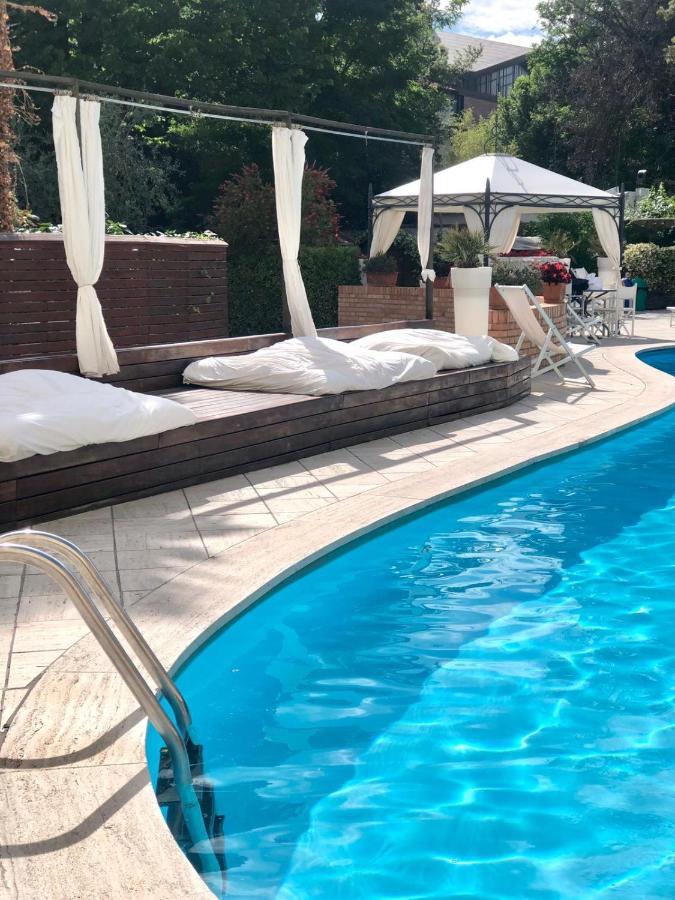 Villa Adriatica Ambienthotels ريميني المظهر الخارجي الصورة