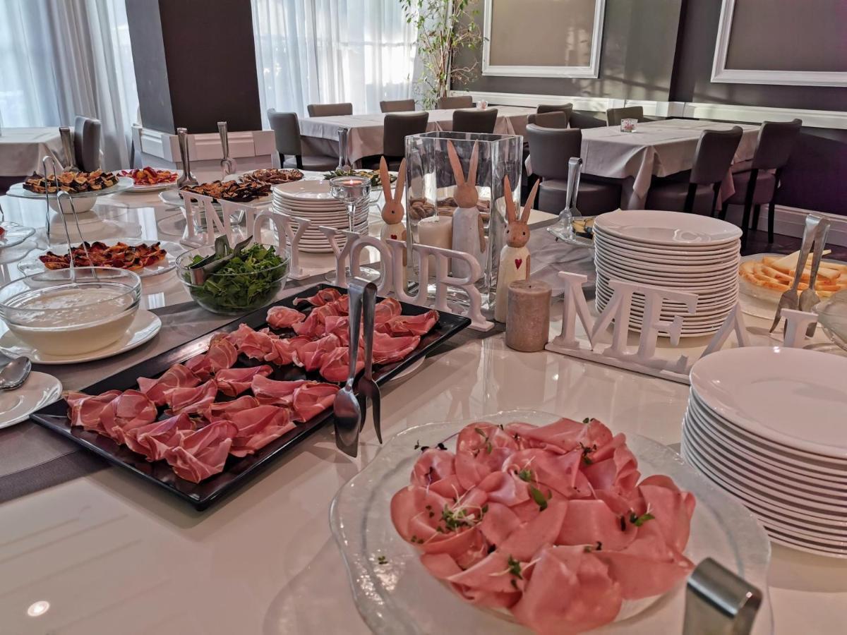Villa Adriatica Ambienthotels ريميني المظهر الخارجي الصورة